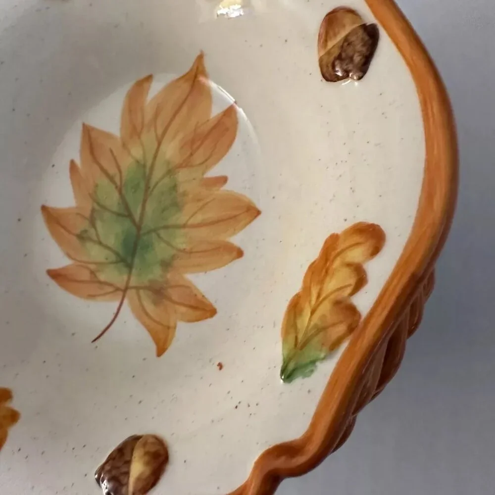 Bundle of 7 Dante Design Group -Serving Bowl Protruding Leaf 3D